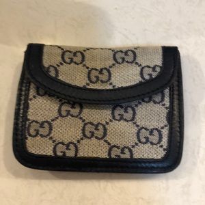 Gucci vintage key holder coin purse wallet